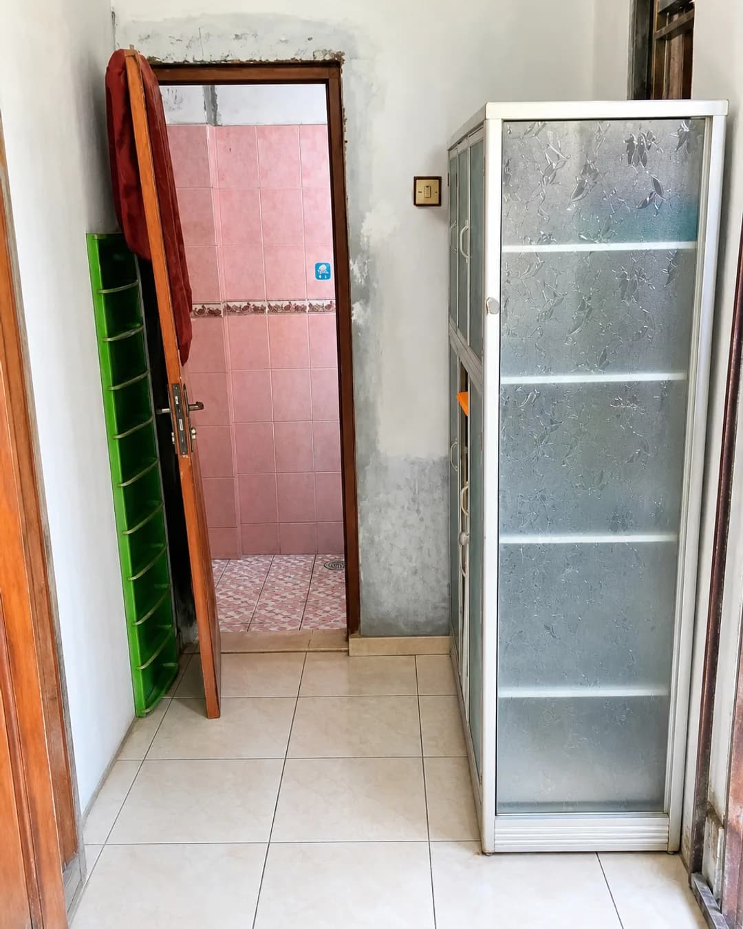 Foto 4 Rumah Dijual di Pasar Rebo