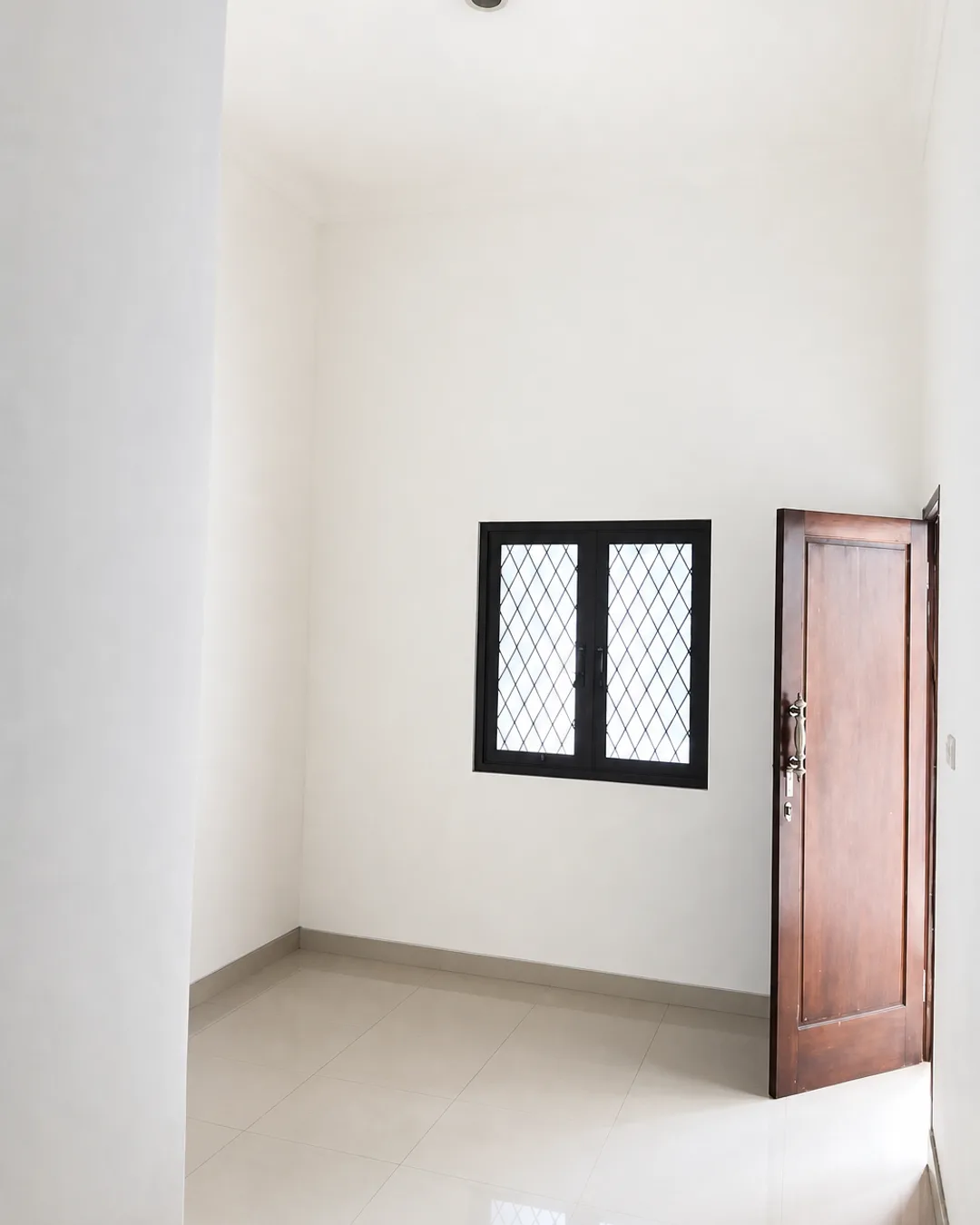 Foto 3 Rumah Dijual di Ciledug di Ciledug