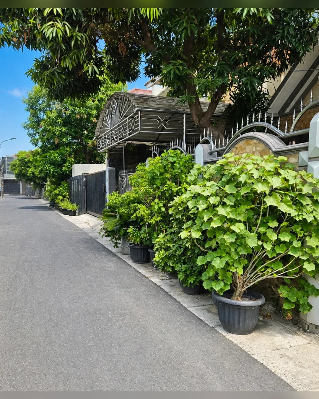 Foto utama Rumah Dijual di Johar Baru di Johar Baru