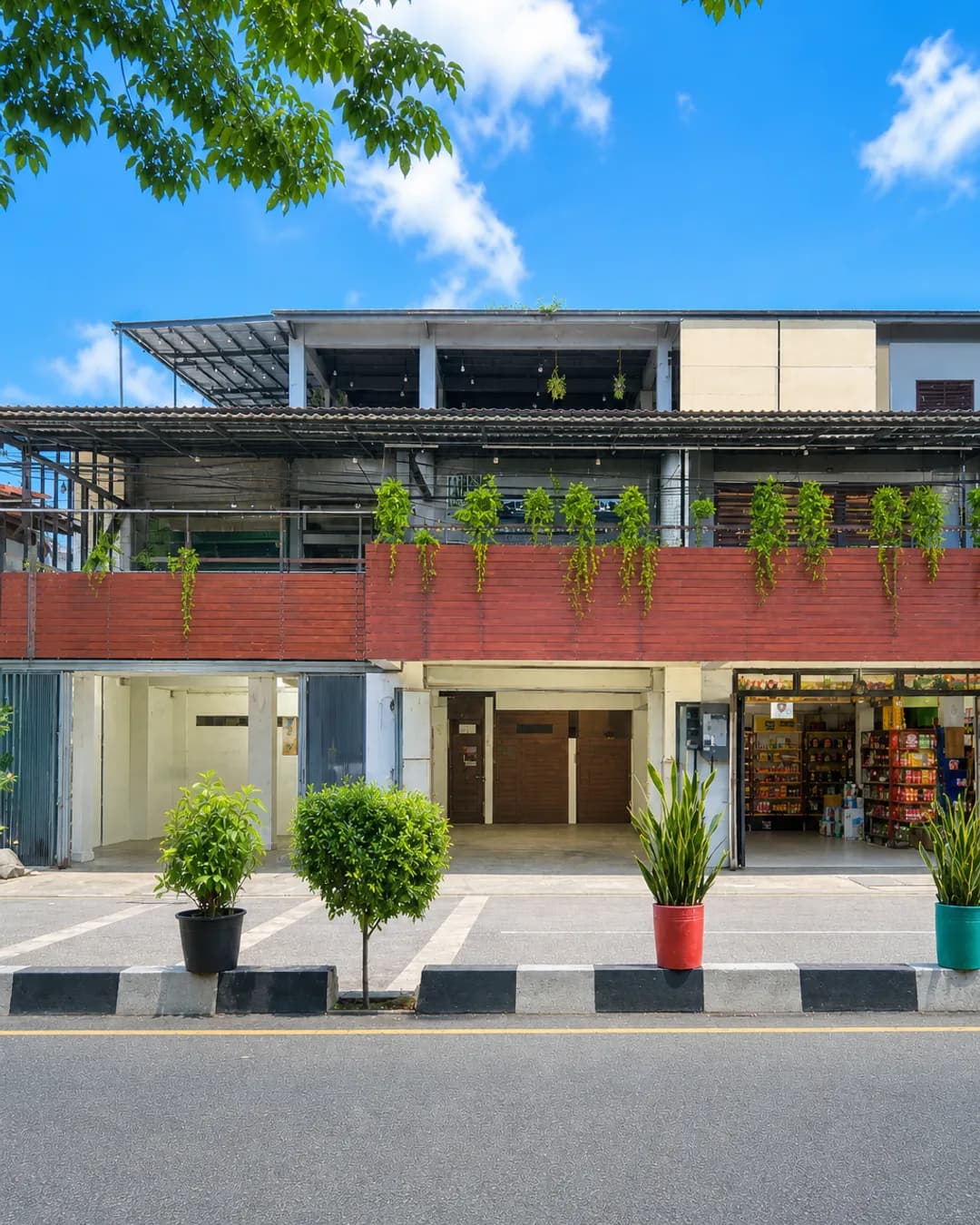 Foto 2 Ruko Dijual di Jl Kapasari no 66 di Simokerto