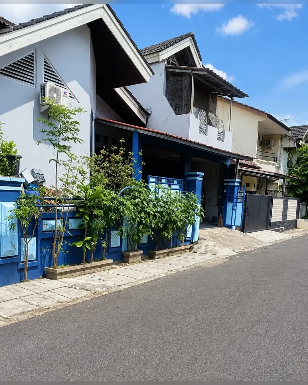 Foto 2 Rumah Dijual di Pondok Gede di Pondok Gede