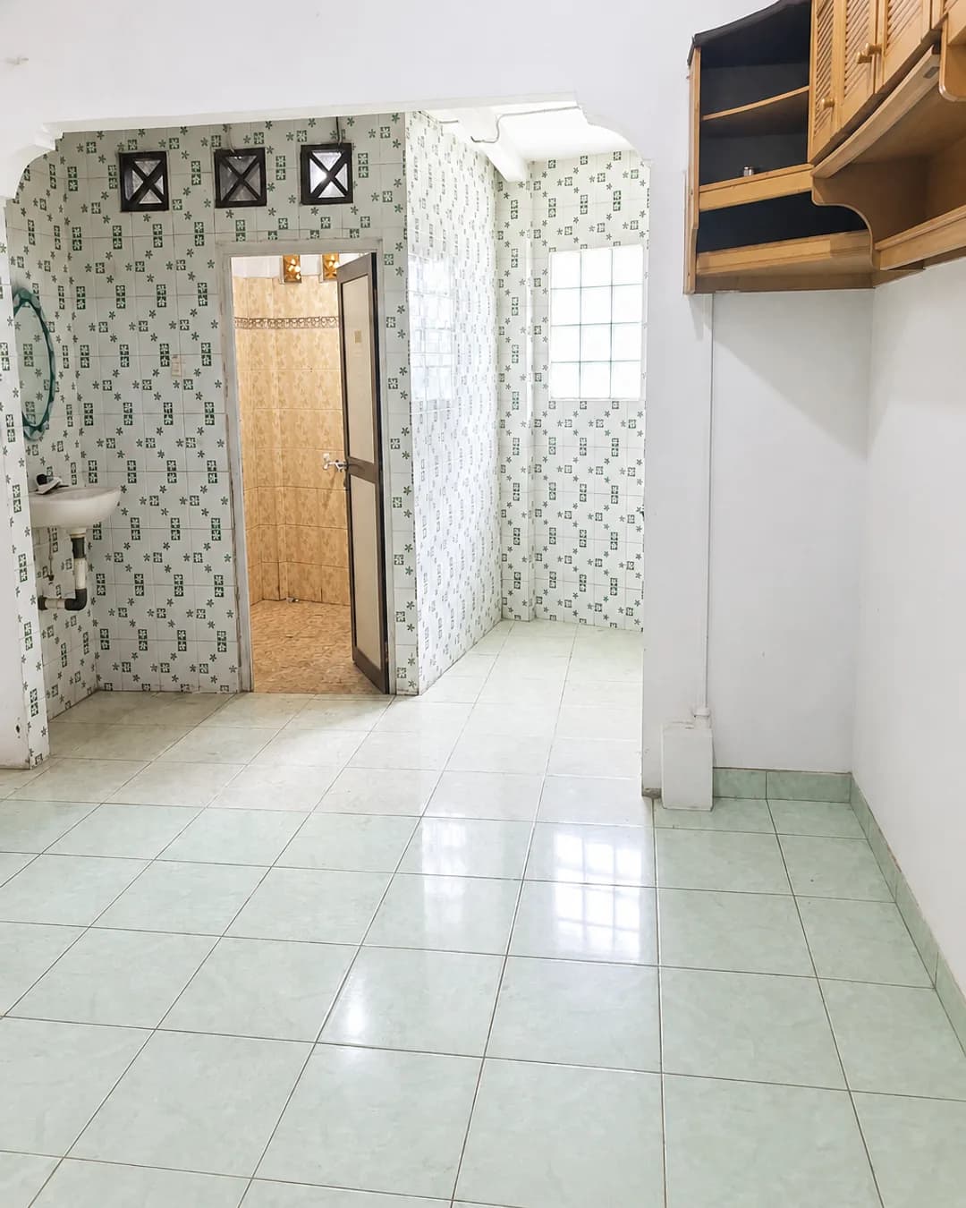 Foto 5 Rumah Dijual di Cipayung di Cipayung