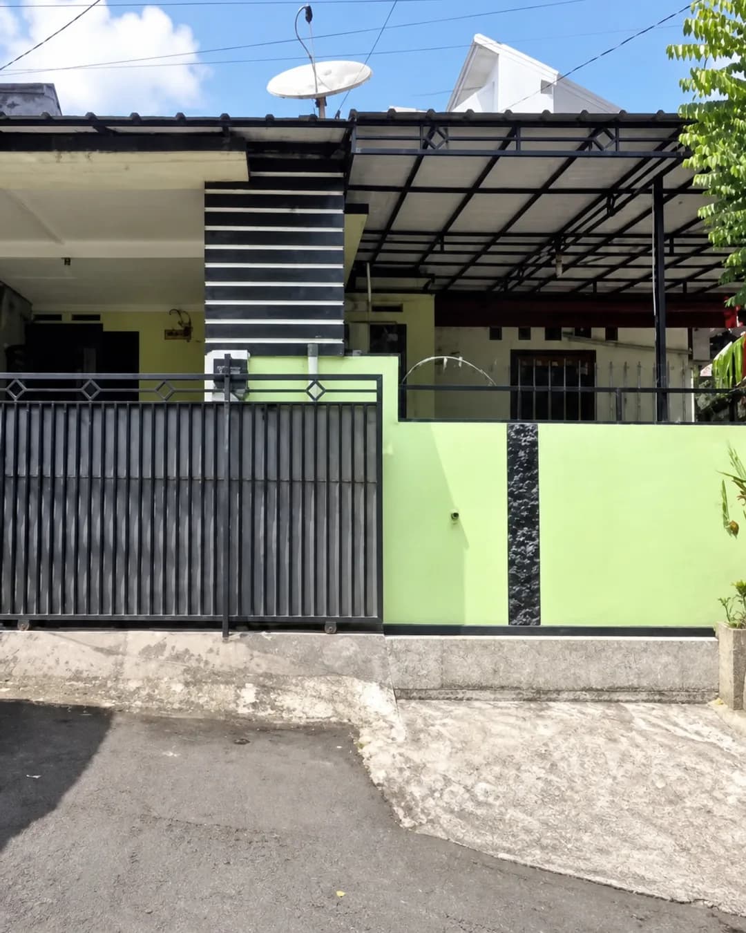 Foto utama Rumah Dijual di Cipayung di Cipayung