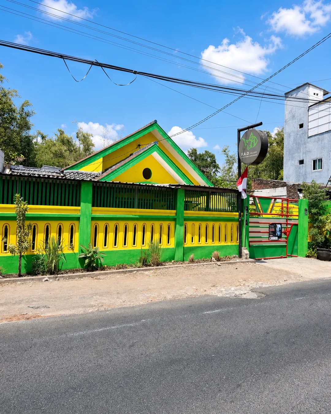 Foto utama Rumah Beserta Kost Dijual di Dau di Dau