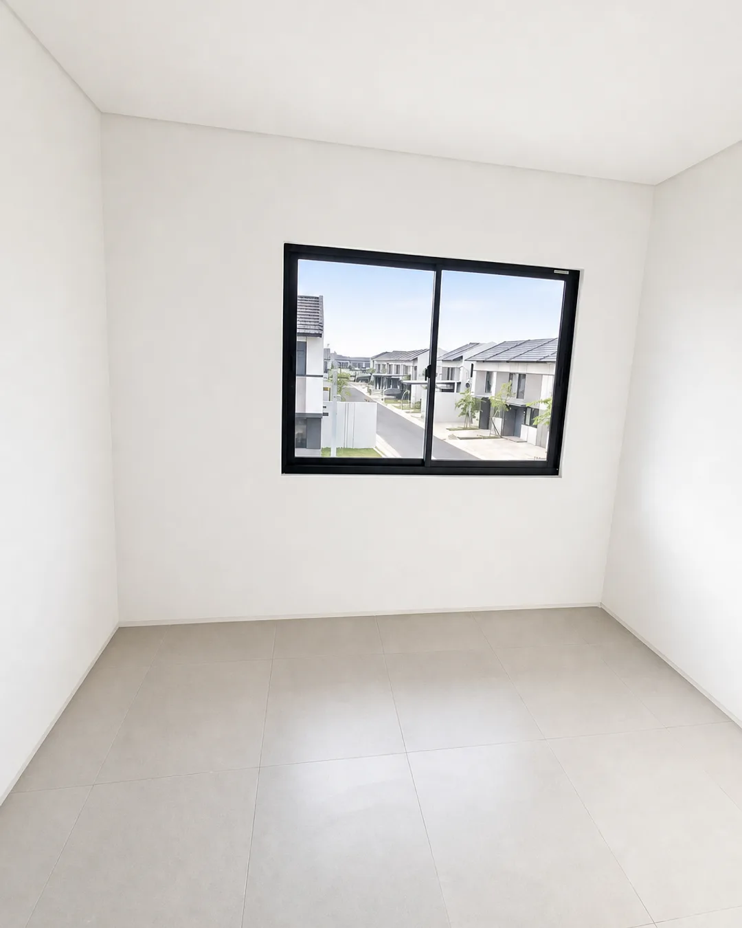 Foto 4 Rumah Dijual di Legok di Legok