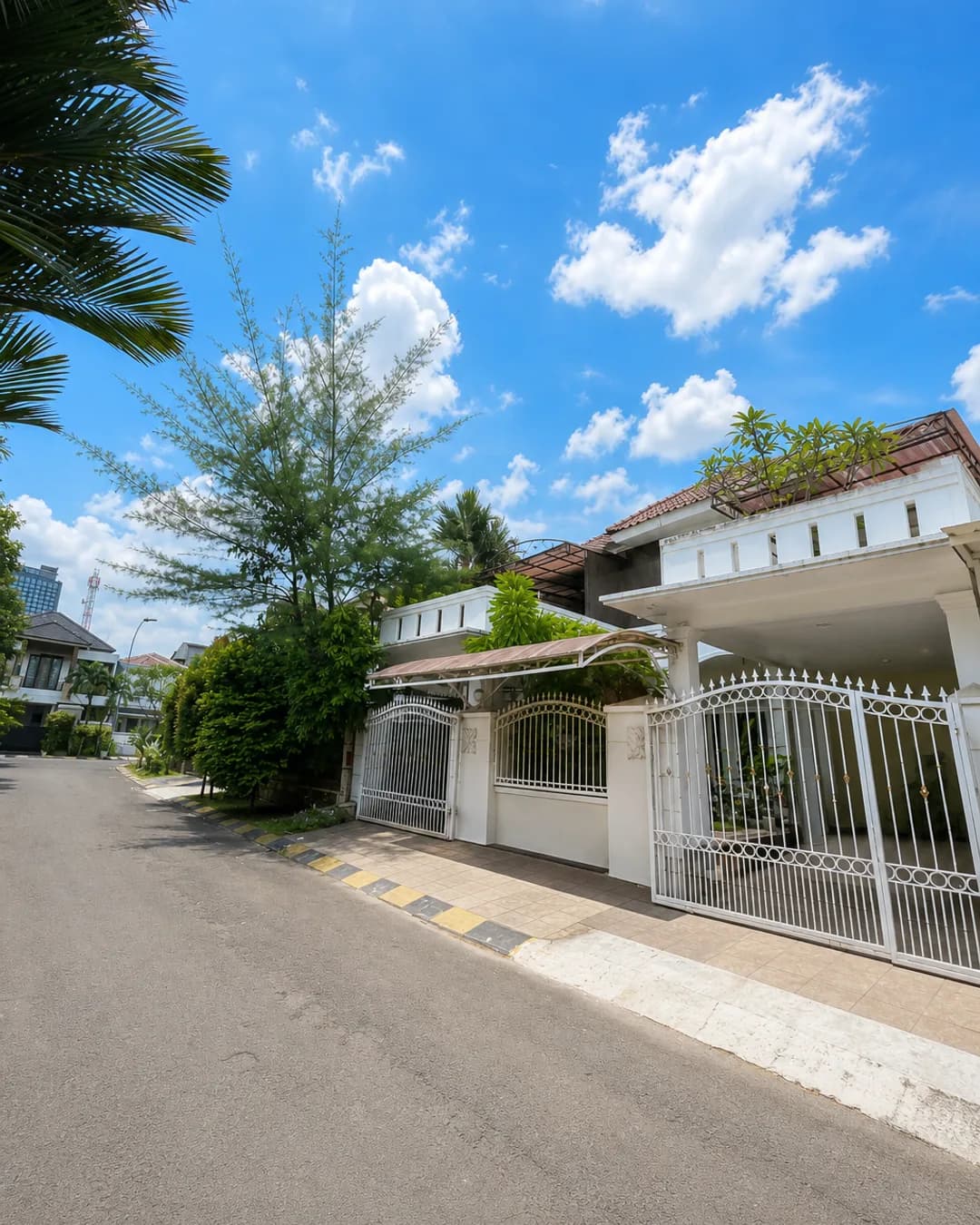 Foto 2 Rumah Dijual di Serpong di Serpong