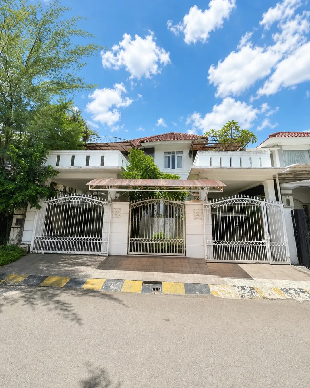 Foto utama Rumah Dijual di Serpong di Serpong