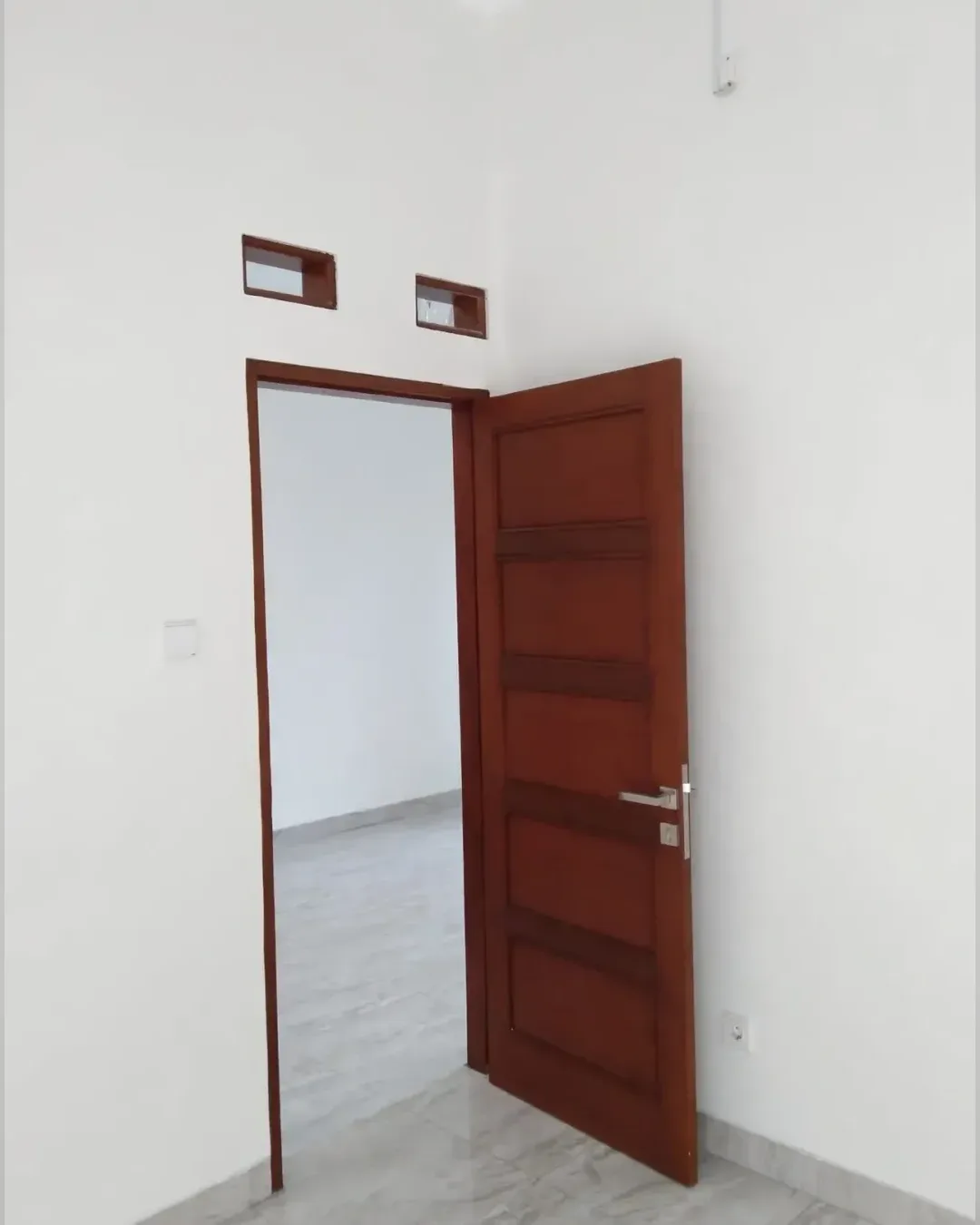 Foto 5 Rumah Dijual di Duren Sawit di Duren Sawit