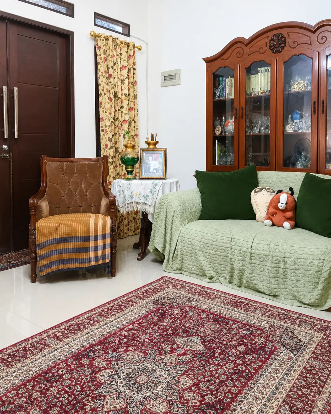 Foto 5 Rumah Dijual di Ciracas