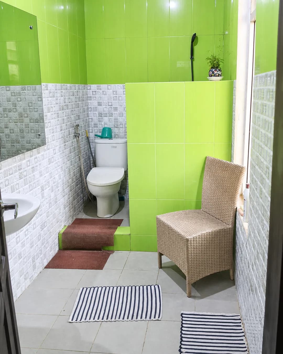 Foto 4 Rumah Dijual di Ciracas