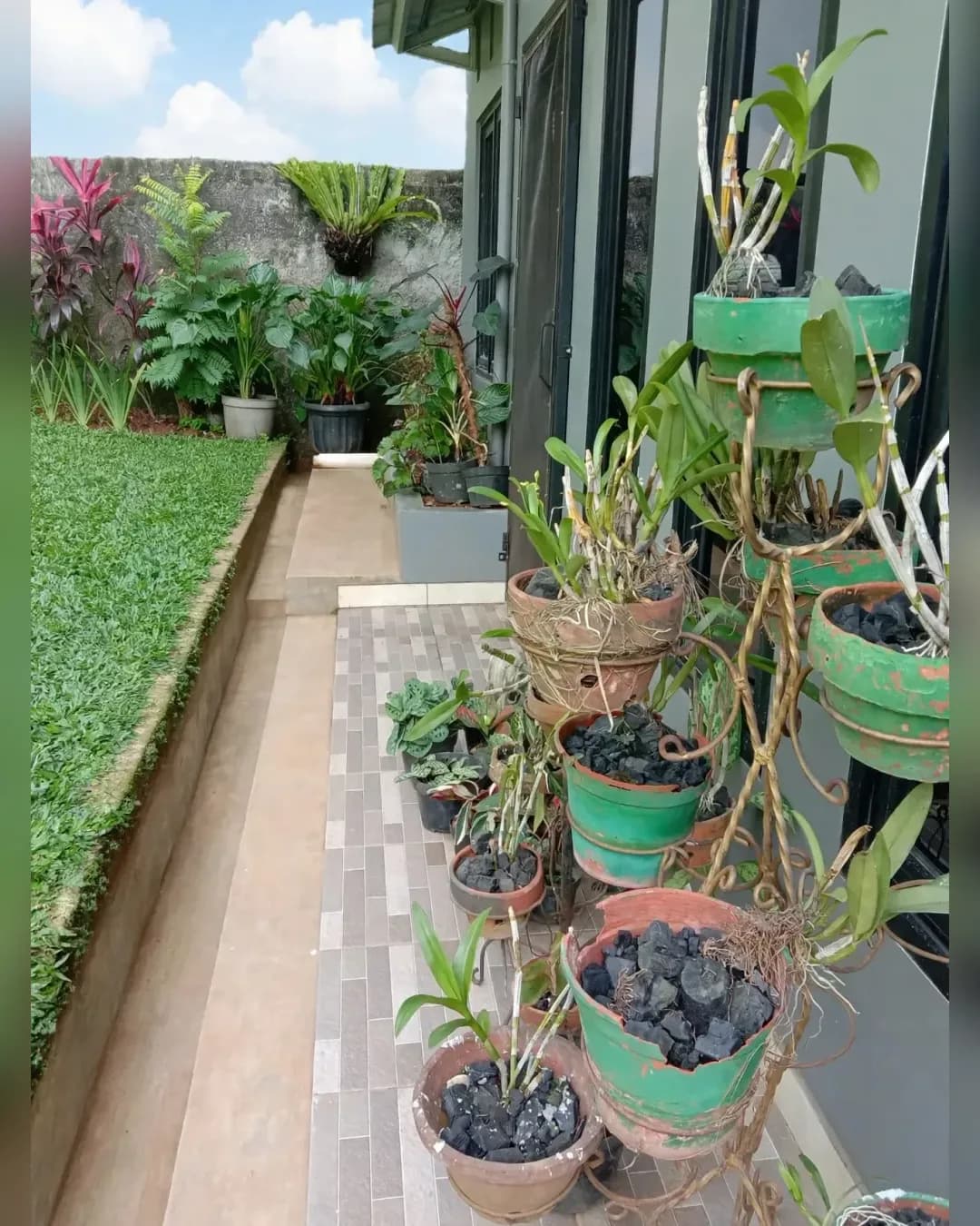 Foto 3 Rumah Dijual di Sukmajaya di Sukmajaya