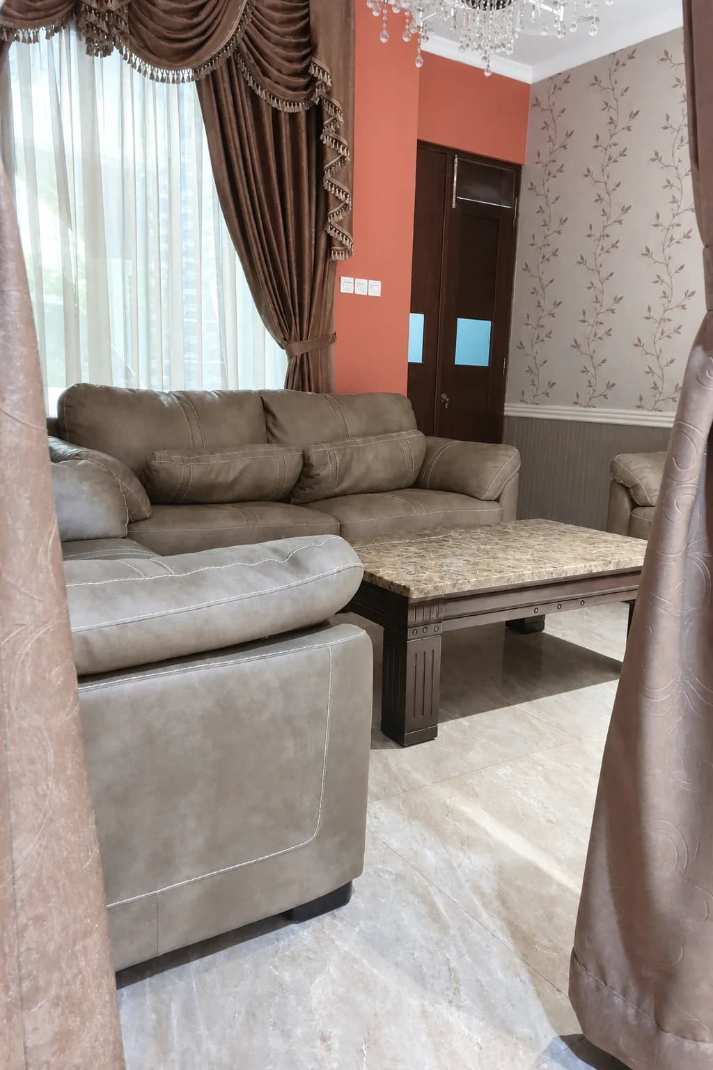 Foto 3 Rumah Dijual di Tangerang di Kota Tangerang