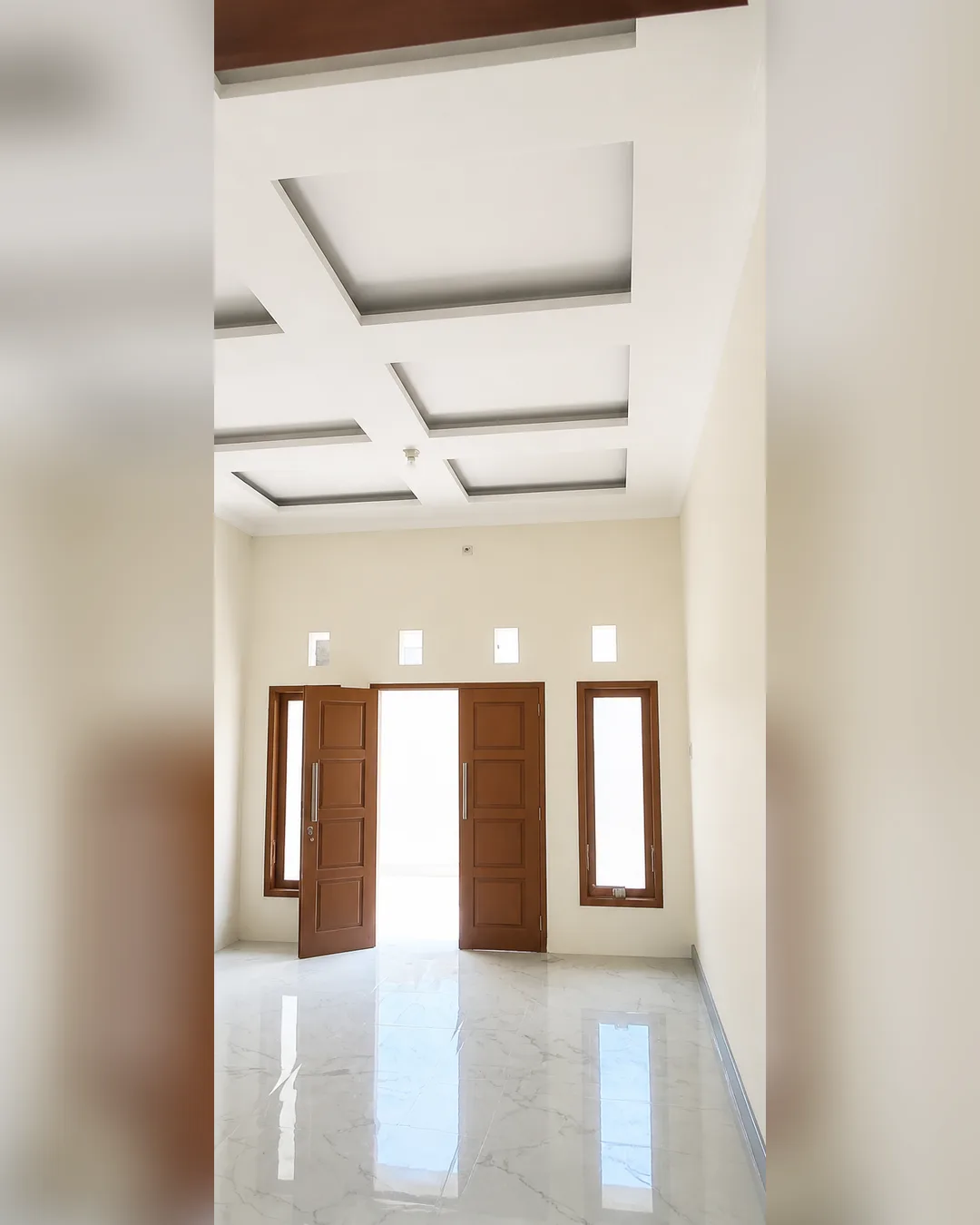 Foto utama Rumah Dijual di Sambiroto di Sambiroto